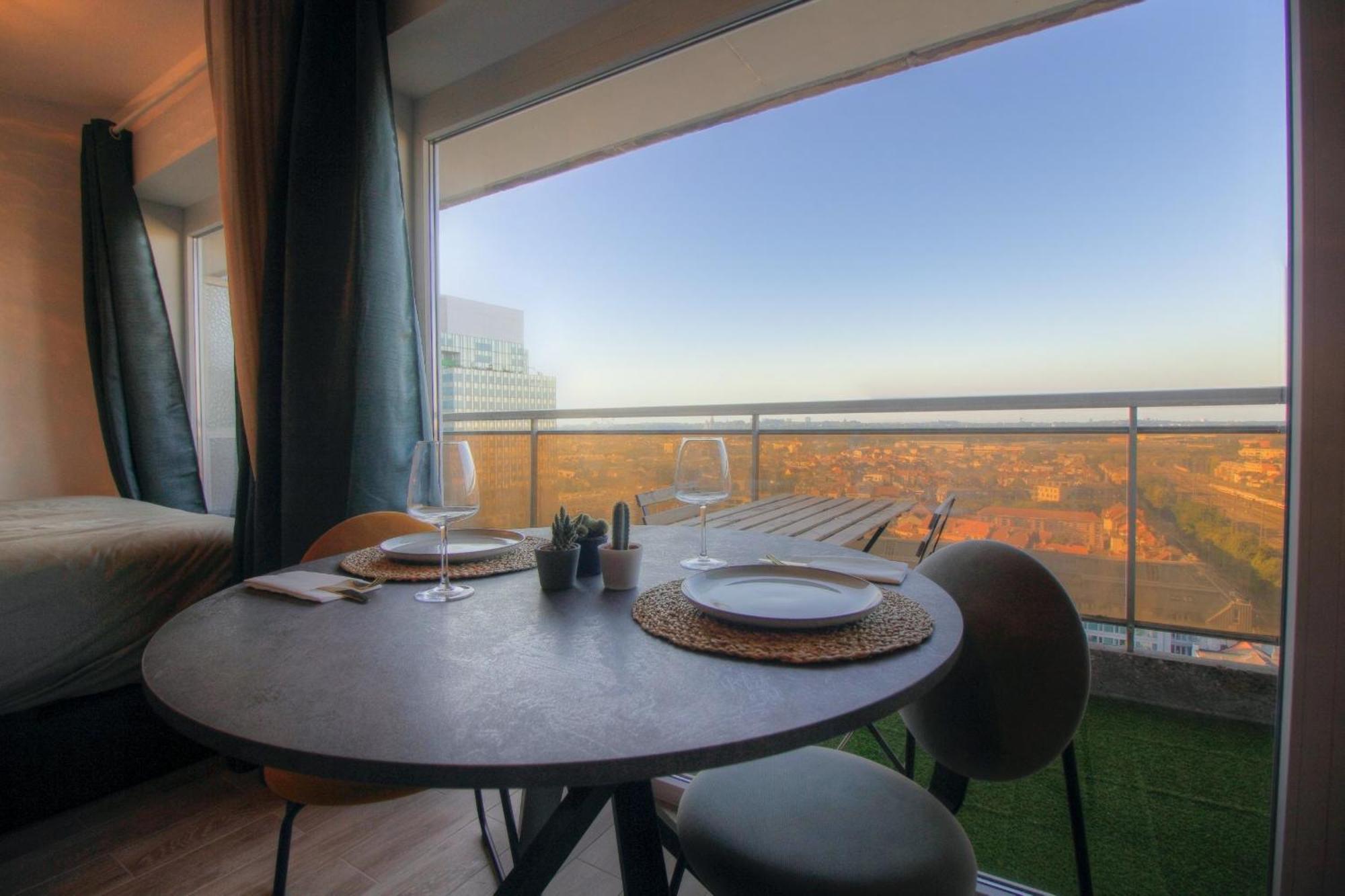 Studio Avec Vue Panoramique Et Parking Gratuit Bruselas Exterior foto